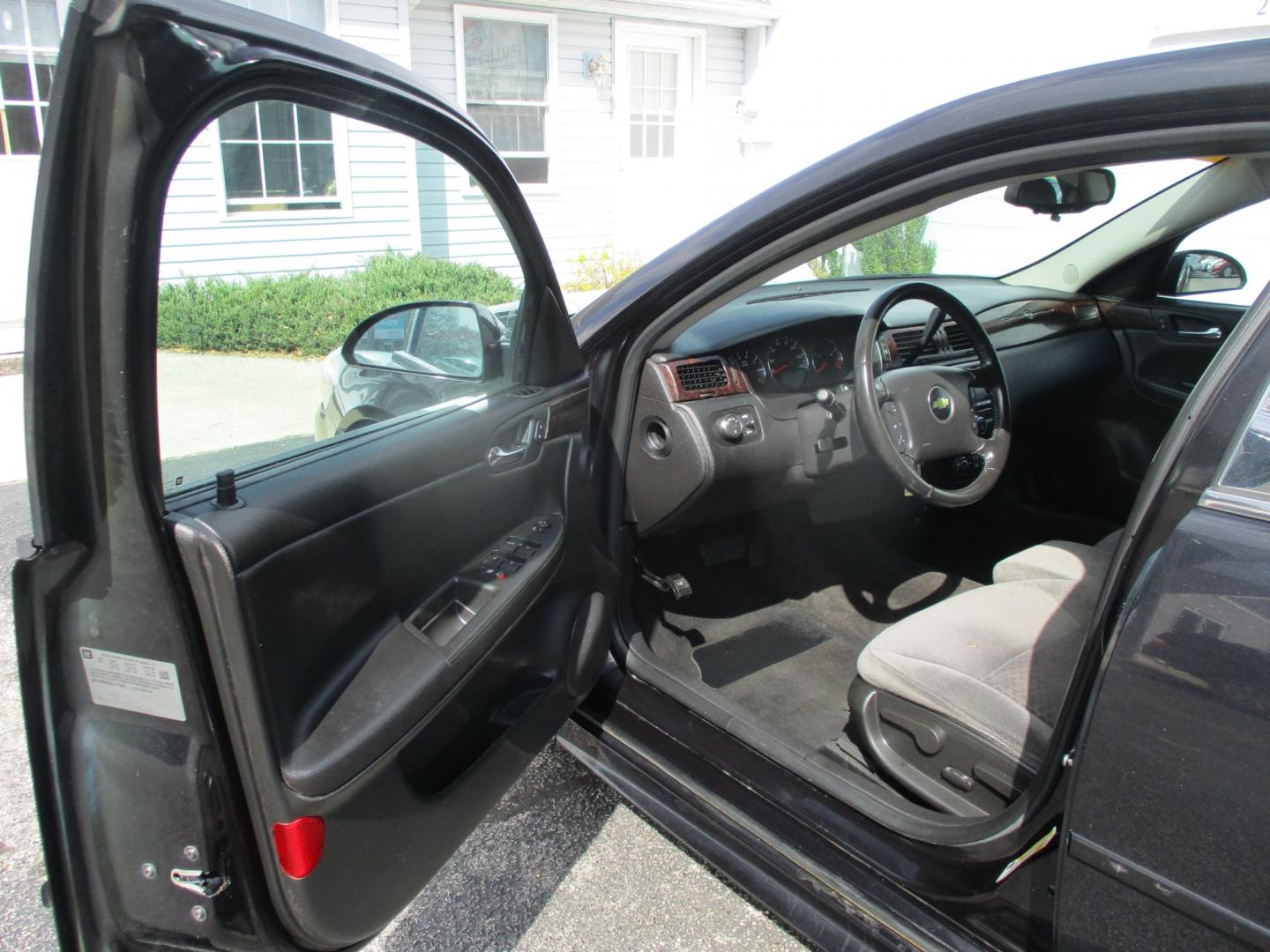 2012 BLACK Chevrolet Impala (2G1WB5E33C1) , AUTOMATIC transmission, located at 540a Delsea Drive, Sewell, NJ, 08080, (856) 589-6888, 39.752560, -75.111206 - Photo#13